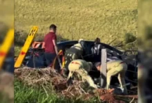 Fotos de Carro sai da pista na BR-369 e batida mata mulher e duas crianças no Norte do PR