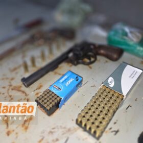 Dono de conveniência é preso com armas e drogas no Jardim Indaiá, em Maringá Foto 4 Fotos de Dono de conveniência é preso com armas e drogas no Jardim Indaiá, em Maringá
