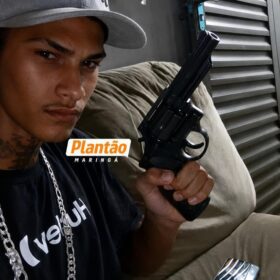 Jovem de 19 anos é executado com 21 tiros em Sarandi; polícia investiga vítima estava armada Foto 12 Fotos de Jovem de 19 anos é executado com 21 tiros em Sarandi; polícia investiga vítima estava armada