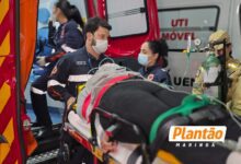 Fotos de Jovem é socorrida com trauma craniano após perder o controle da moto em faixa elevada de Maringá