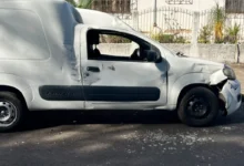 Fotos de Motoboy fica inconsciente após grave acidente em cruzamento de Maringá