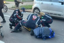 Fotos de Motociclista fica ferido após colisão com dois veículos na Avenida Tuiuti, em Maringá