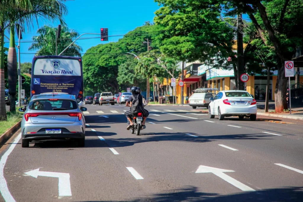 Projeto aprovado em Maringá cria pontos exclusivos para motoristas de aplicativo; entenda como vai funcionar Foto 1 Fotos de Projeto aprovado em Maringá cria pontos exclusivos para motoristas de aplicativo; entenda como vai funcionar