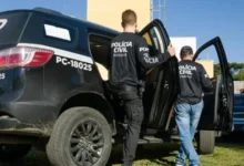 Fotos de Vendedores são presos em Maringá após clientes relatarem contratação de consórcios como se fossem financiamentos