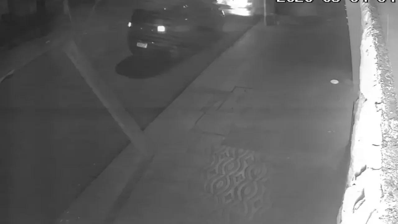 camera-flagra-motorista-batendo-em-carro-estacionado-e-fugindo-apos-acidente-em-maringa