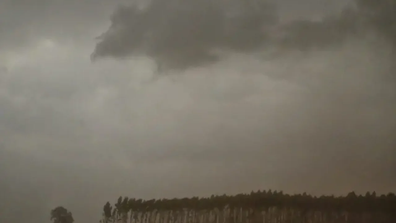 ciclone-intensifica-frente-fria-e-provoca-tempestades-nas-proximas-72-horas-ao-parana-veja-previsao