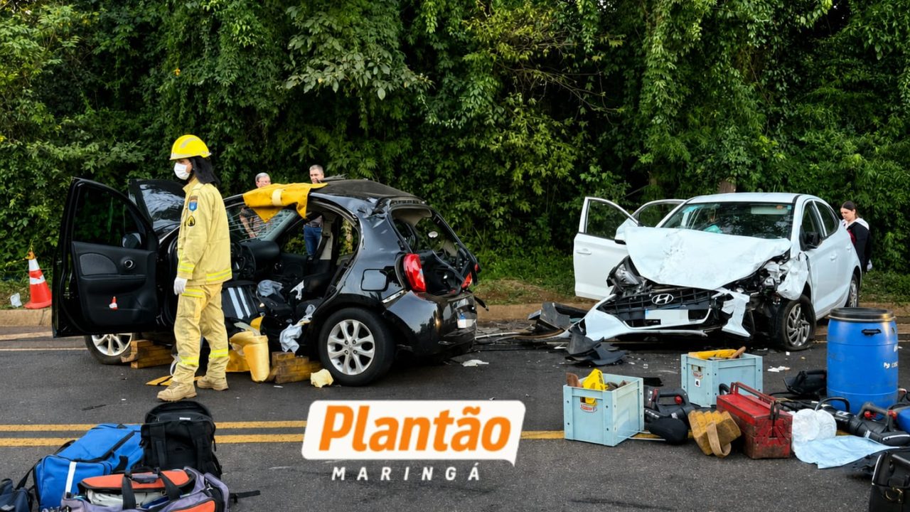 colisao-envolvendo-tres-veiculos-deixa-cinco-feridos-e-mobiliza-helicoptero-do-samu-na-pr-323