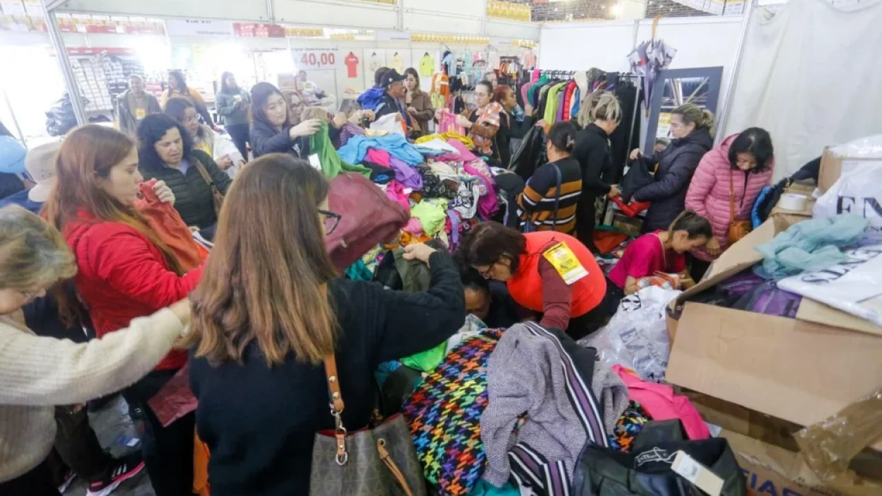 feira-ponta-de-estoque-de-maringa-comeca-nesta-semana-com-230-estandes-e-descontos-em-diversos-produtos