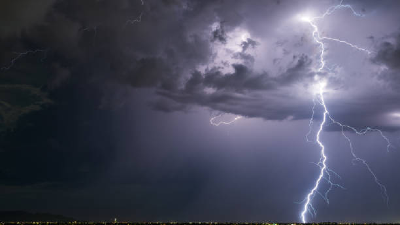 mais-de-120-cidades-do-parana-estao-sob-alerta-de-tempestade-com-risco-de-granizo-e-ventos-fortes-confira-a-lista