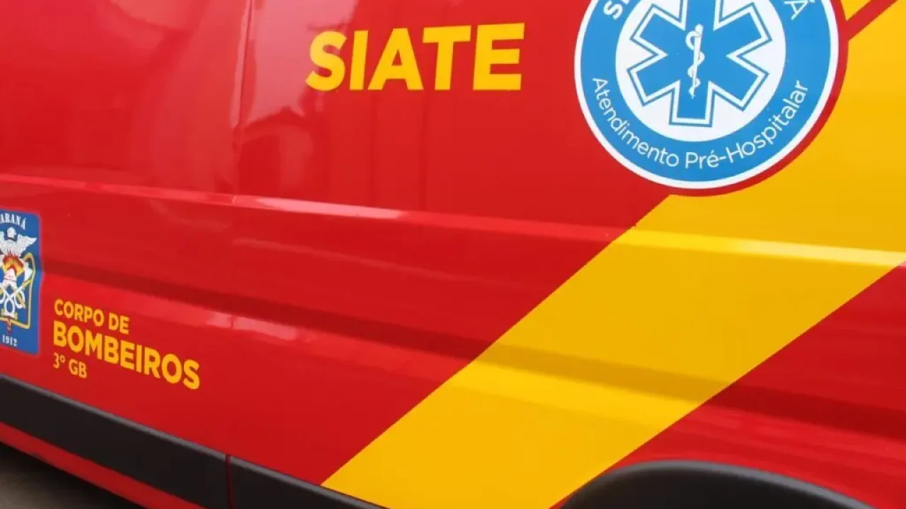 motorista-reduz-velocidade-ao-confundir-camera-com-radar-e-provoca-acidente-na-pr-317-em-maringa