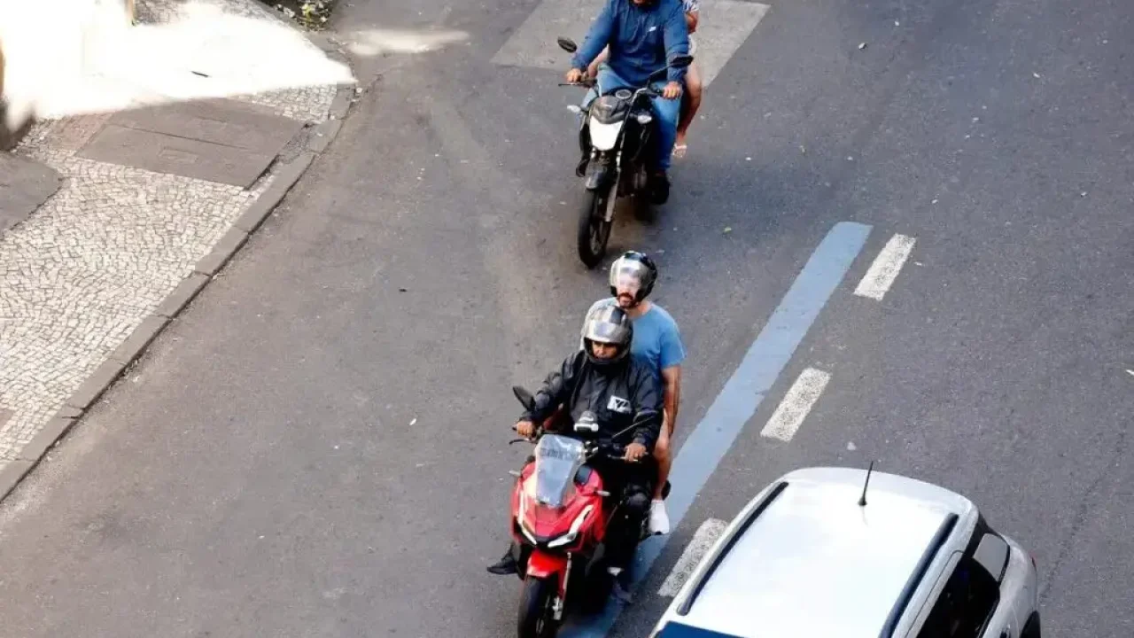 nova-regra-para-capacetes-entra-em-vigor-hoje-veja-o-que-muda-para-motociclistas-em-todo-o-brasil