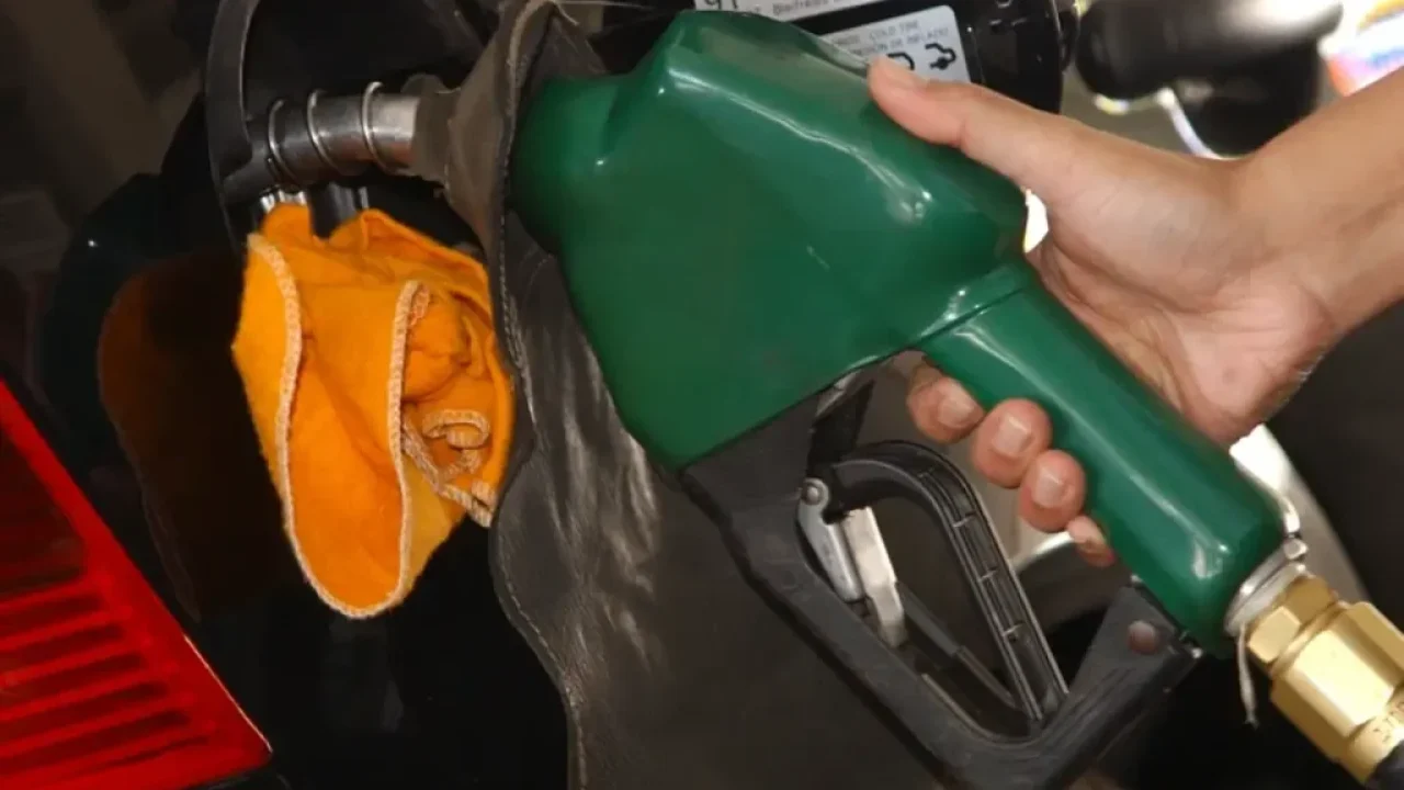 petrobras-anuncia-reajuste-no-preco-da-gasolina-para-as-refinarias-subvencao-aliviara-aumento